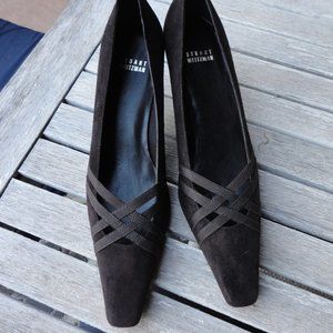 STUART WEITZMAN "Stretch Limo" Dark Brown Suede Kitten Heels Size 8.5N